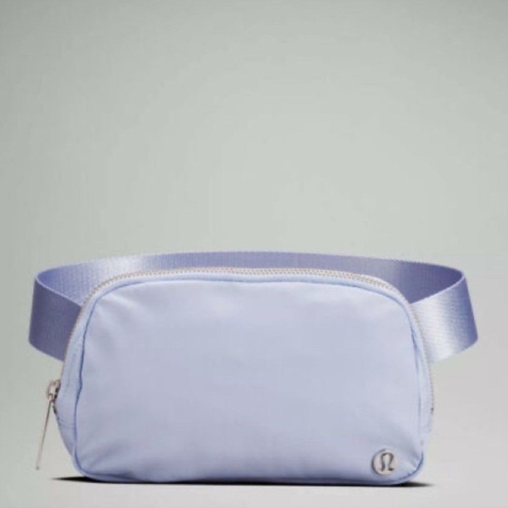 Lululemon Everywhere Belt Bag 1L